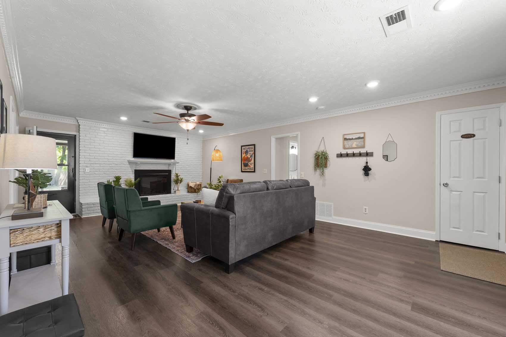 05-6736 Charter Oaks Cir, 05R